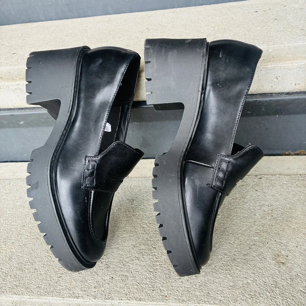 Universal Thread Women’s Maisy chunky Platform heel Black penny Loafers